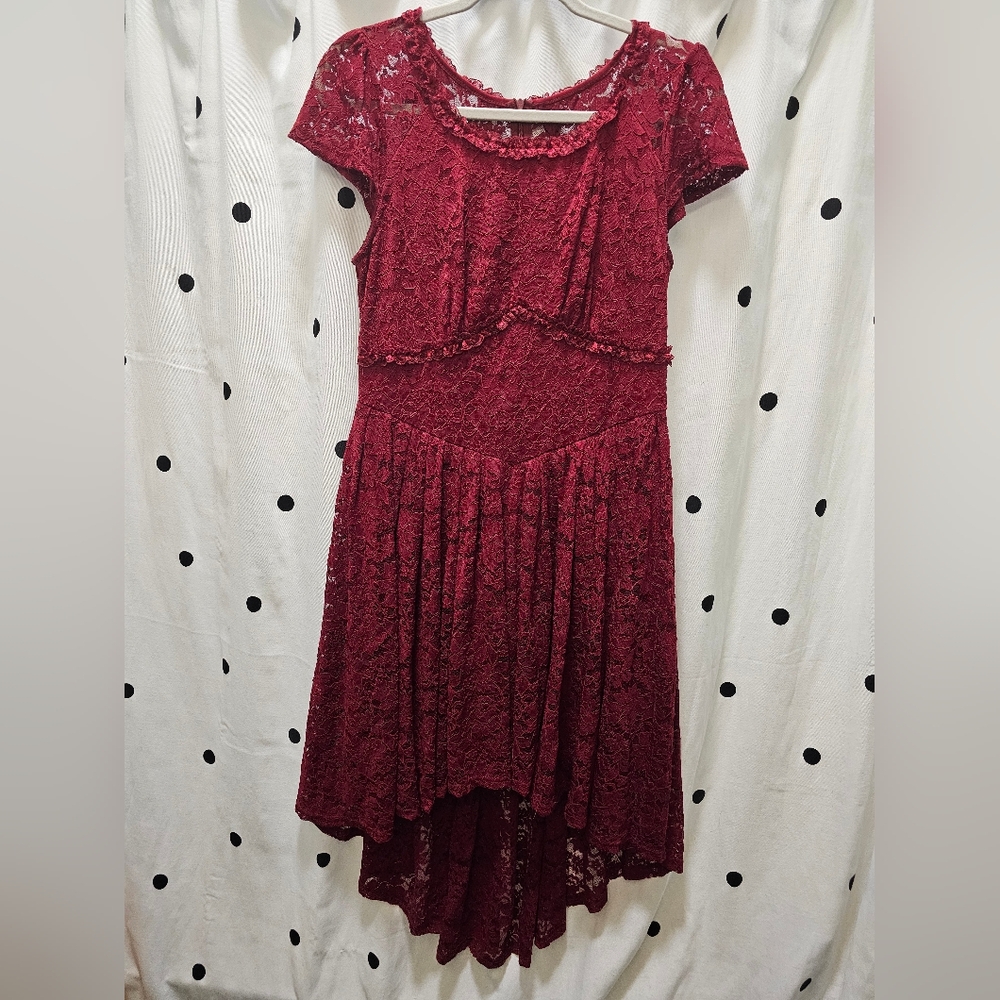 Scarlet Darkness ruby red lace high low dress short sleeve ruffle pleated‎ Large